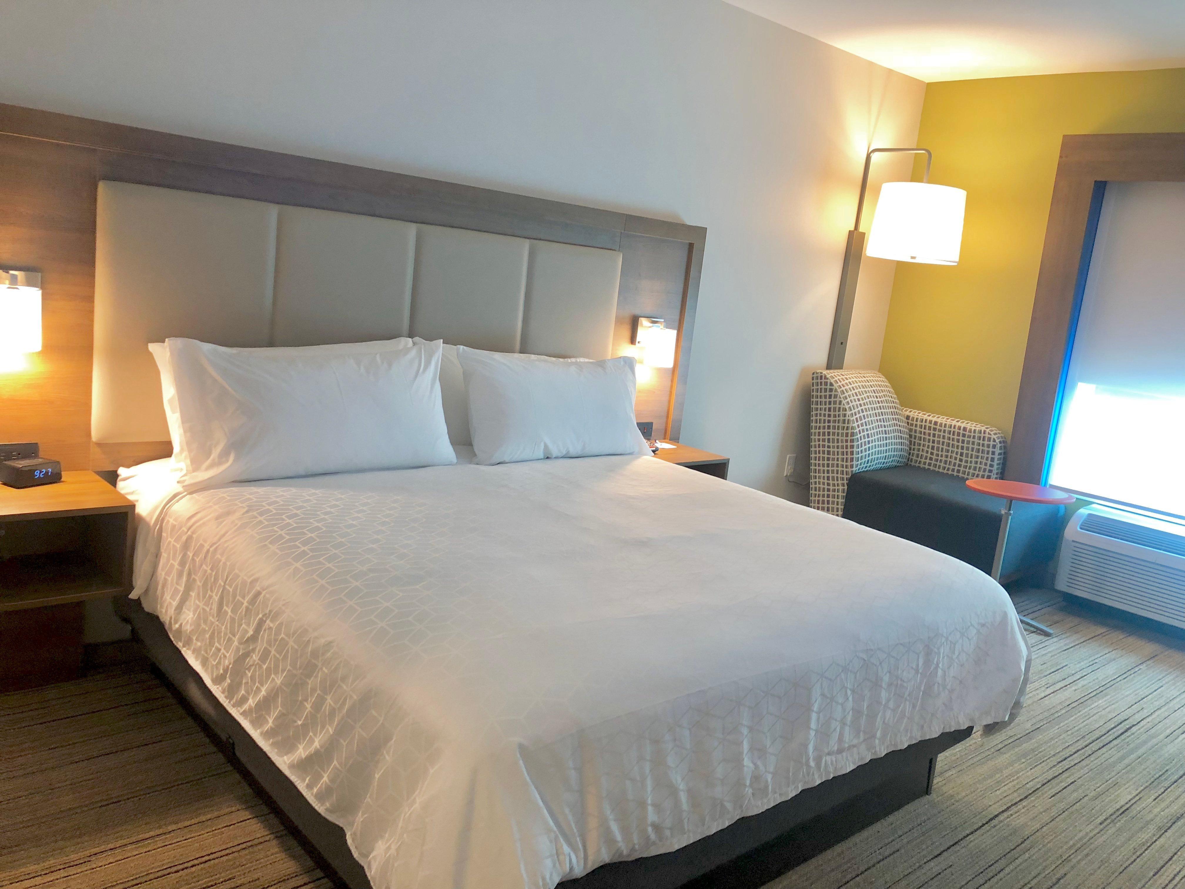 Holiday Inn Express & Suites Raleigh Airport - Brier Creek By Ihg Екстериор снимка