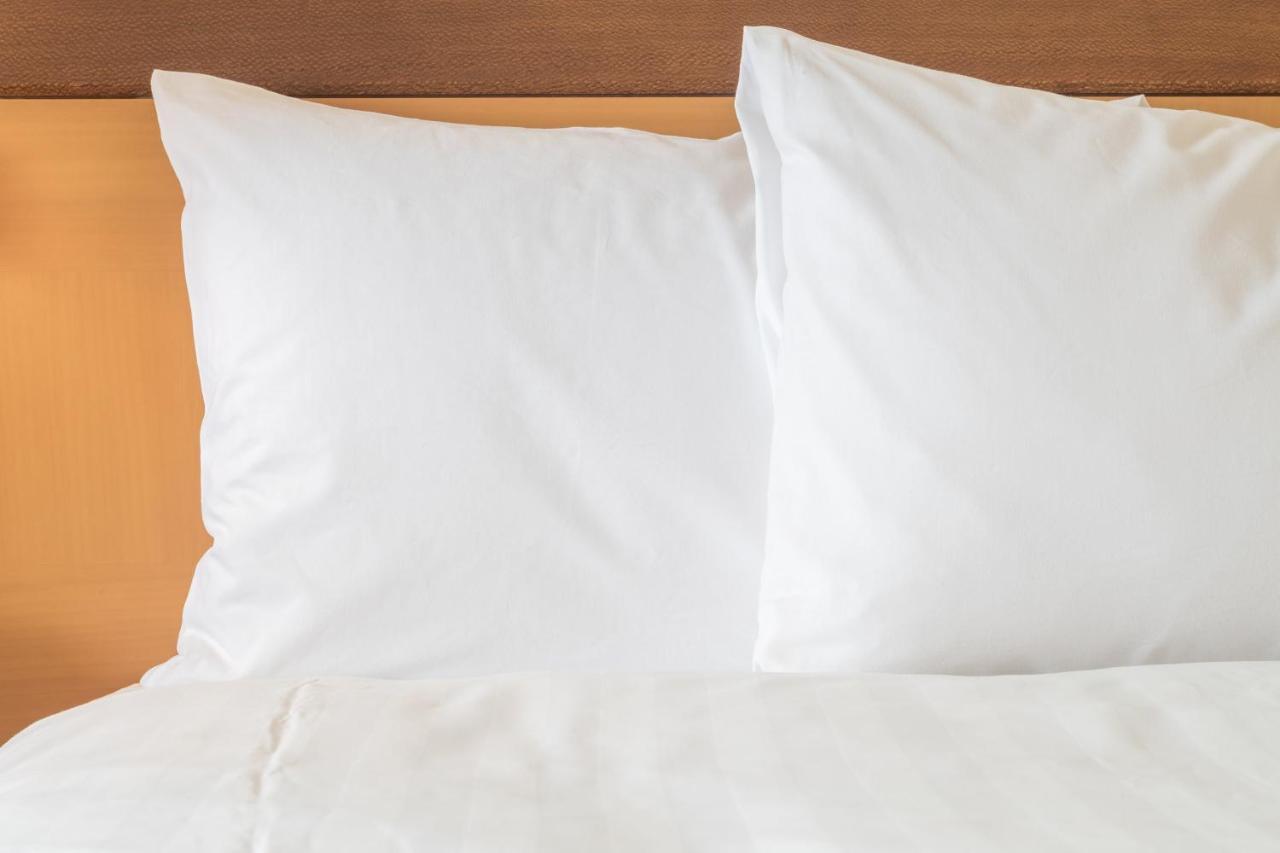 Holiday Inn Express & Suites Raleigh Airport - Brier Creek By Ihg Стая снимка
